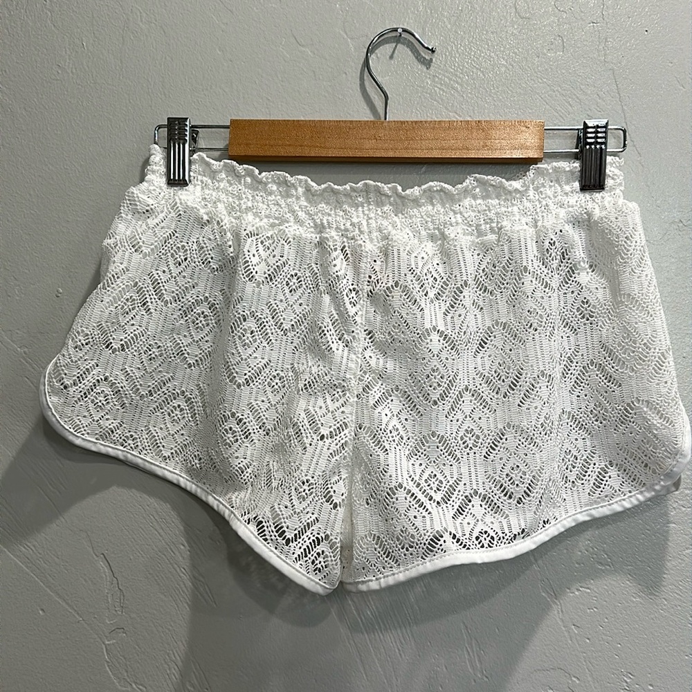 OP LACE BEACH SWIM SHORT SIZE M
